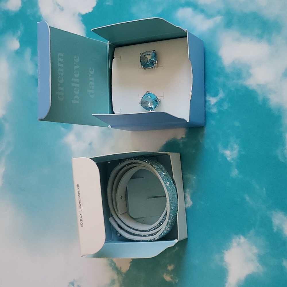 Origami Owl Clara earrings and Swarovski Bracelet Set!